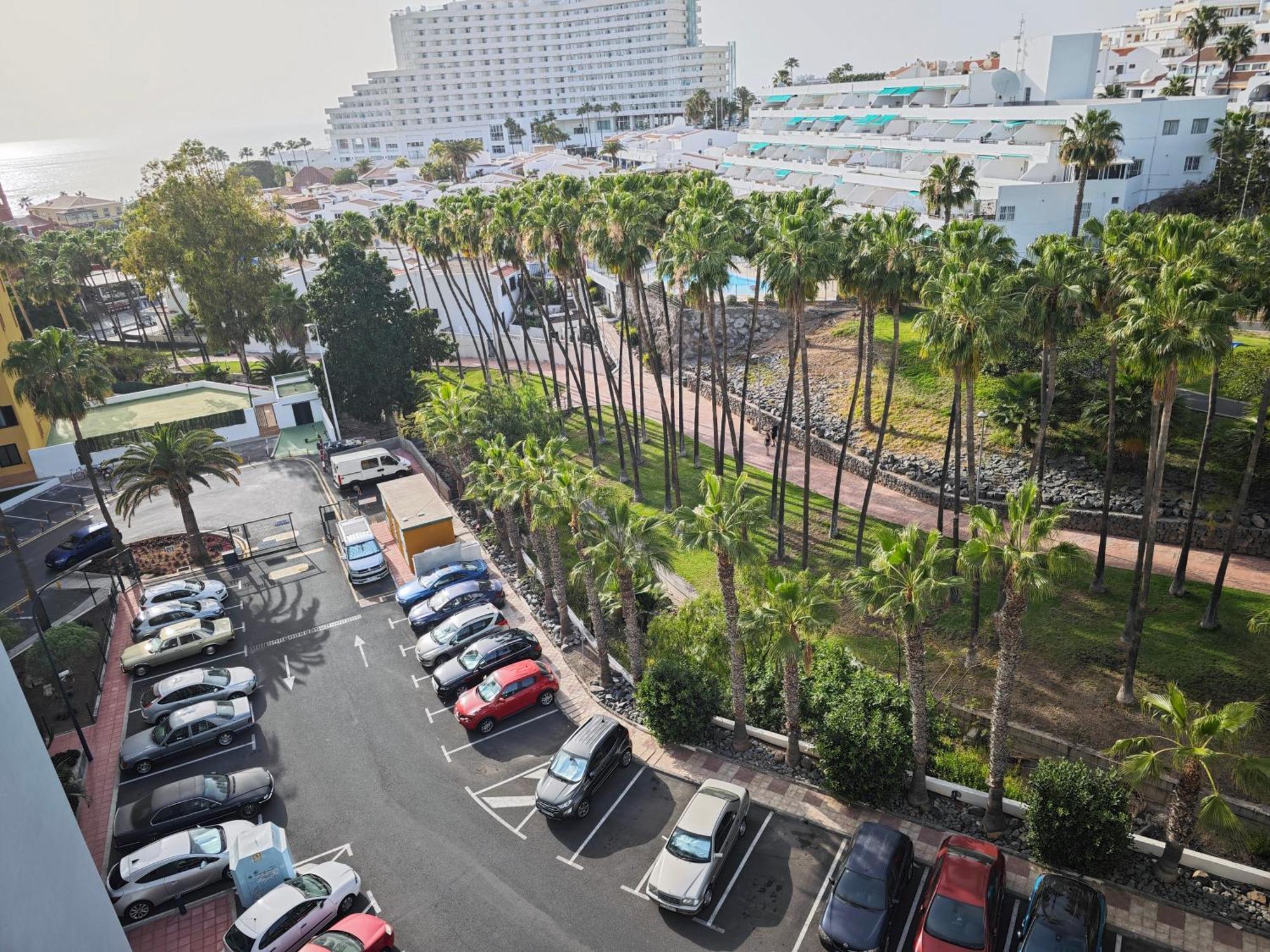 Blanco&Azul - Comfortable Ocean View Apartment Next To The Beach Playa de las Americas  Exterior foto